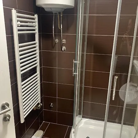 M&g Lux Apartamento Bijeljina